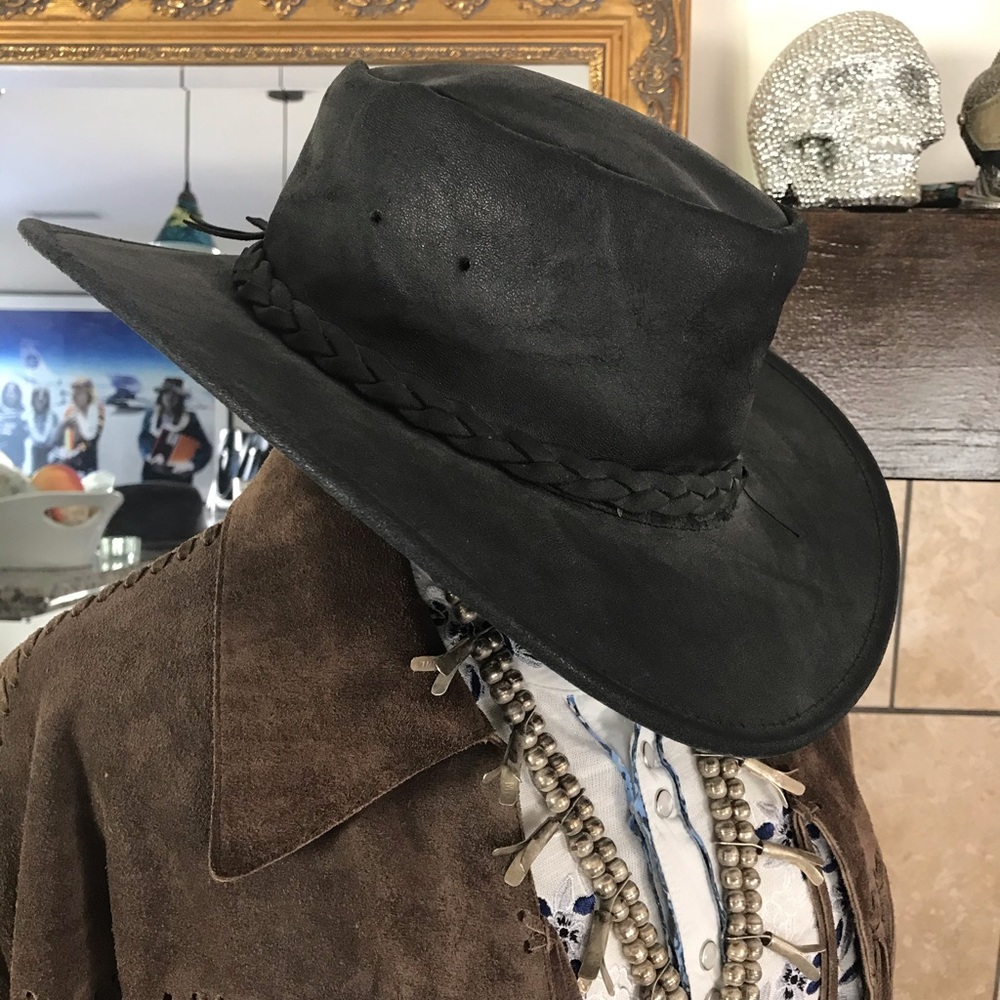Minnetonka Black Fold Up Hat Desert Daze Must Have